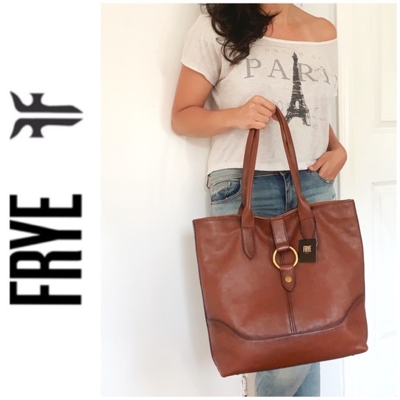 🔥 NWOT FRYE LEATHER RING TOTE🔥 - Picture 2 of 6